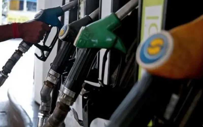 Sindh Government Raided Petrol Pumps Sealed Karachi Sindh Government Raided Petrol Pumps Sealed Karachi