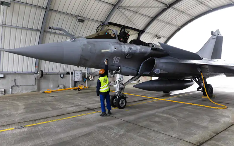 India clashed with the French company Rafale Jets
