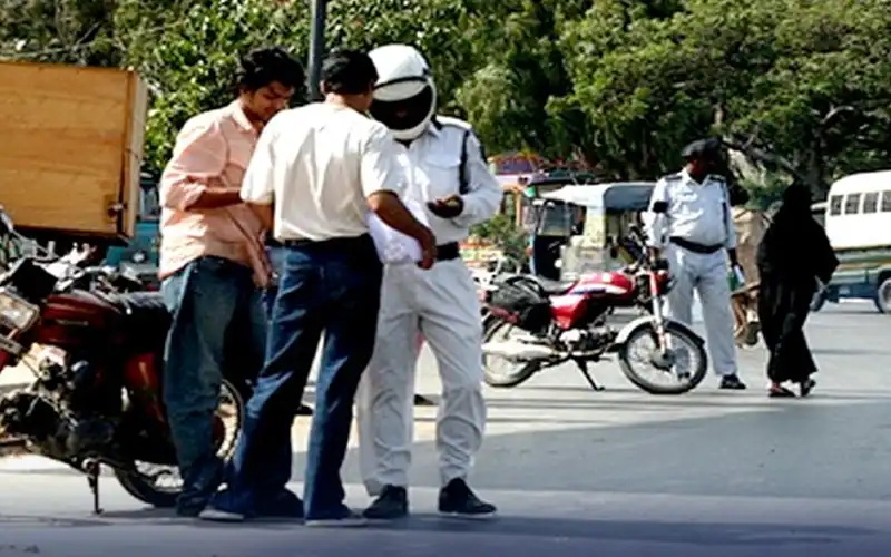 Sindh Crackdown Traffic Violations Report