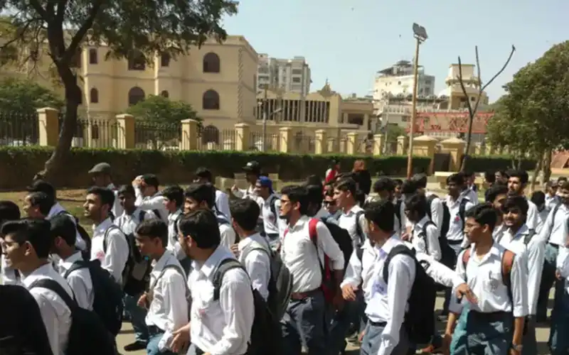 Admission in 375 Colleges Across Sindh 154 Colleges Karachi