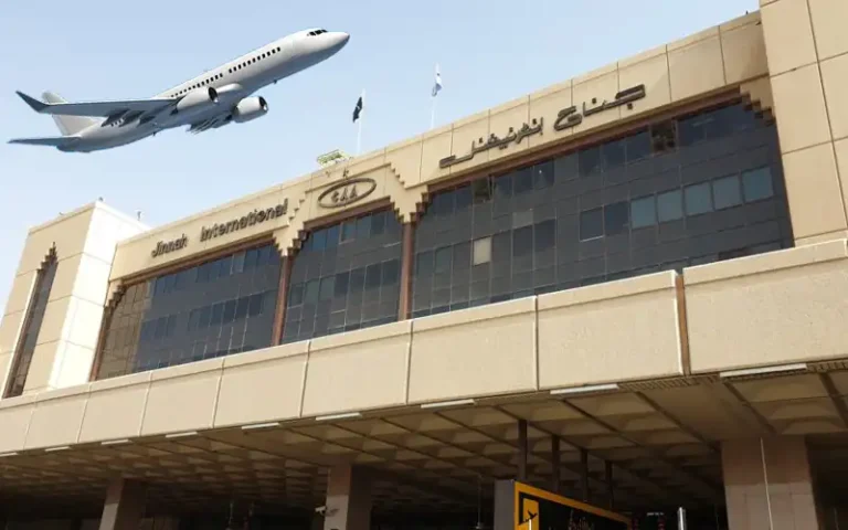 Doha Flight Emergency Landing in Karachi