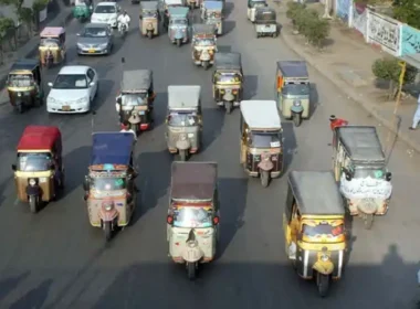 Karachi Commissioner Banned Rickshaws Karachi Highways