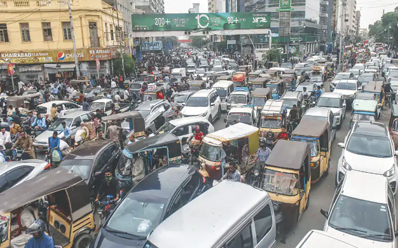 Parking Ban on II Chundrigar Road in Karachi