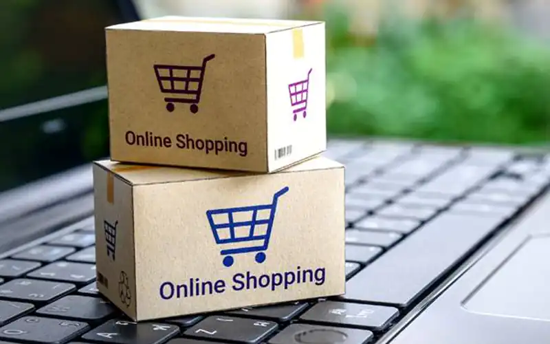 Pakistanis spent billions of dollars on online shopping
