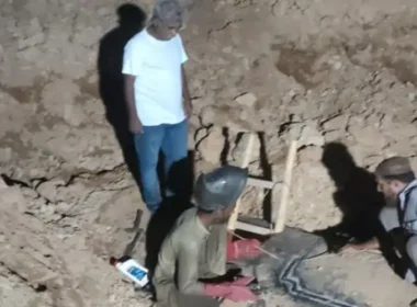 Repair work underway on main line which supplies water to Karachi