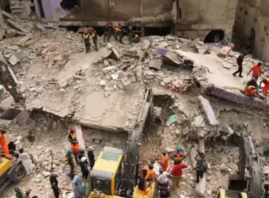 Six-story building collapsed in the Lyari