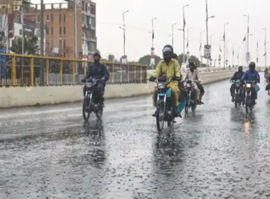 Third spell of monsoon rains to hit Karachi from today
