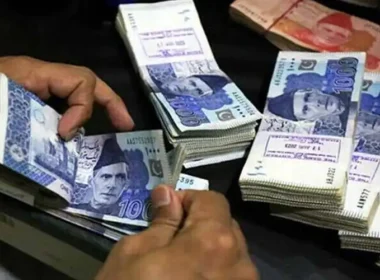 Increase in salaries of directors of finance of Sindh universities