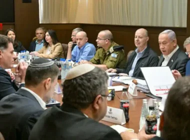 Israeli cabinet approved a plan to take military control of Gaza City