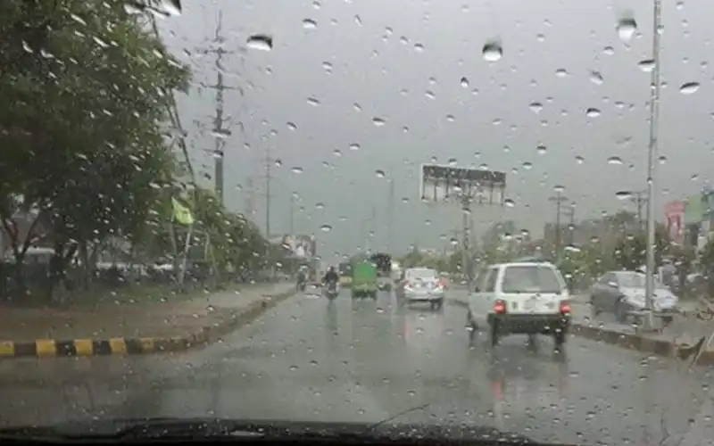 Karachi Weather Updates