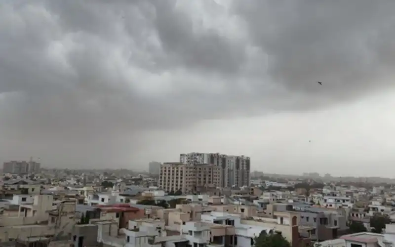 Karachi Weather Updates