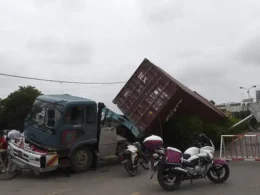 What is the major cause of traffic accidents in Karachi?