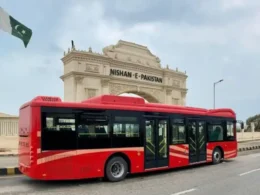 World Bank Said Karachi needs 15,000 buses