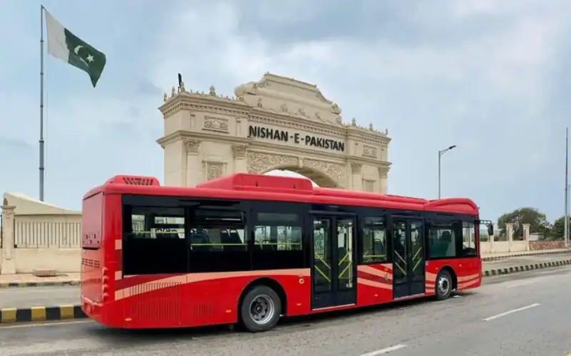 World Bank Said Karachi needs 15,000 buses