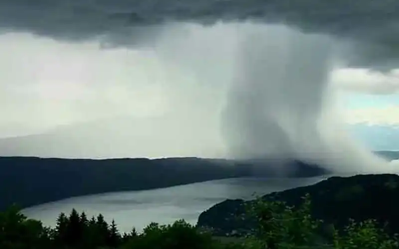 What is a cloudburst?