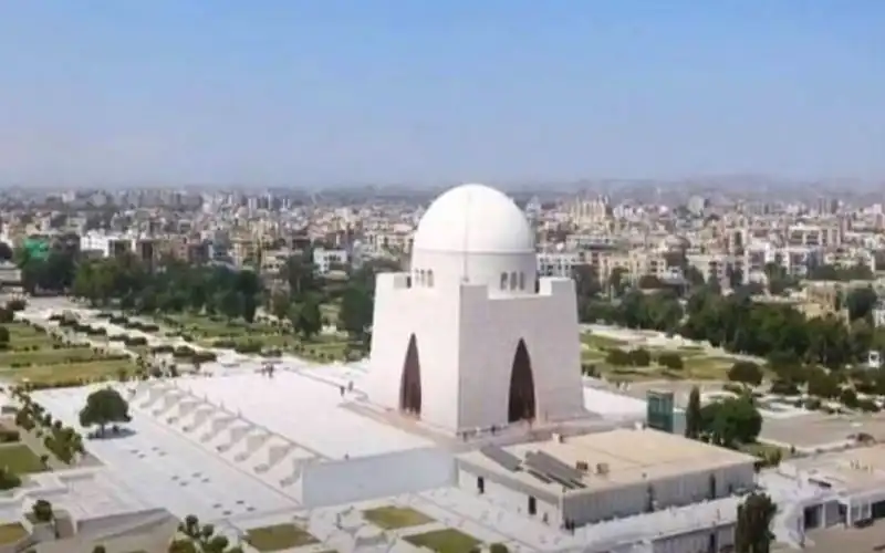 Powerful monsoon system ends in Pakistan