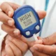 What are the causes and treatments for high and low blood sugar